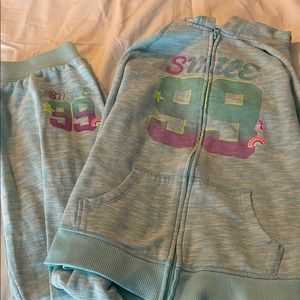 Girls jogging set, like new! Size 16